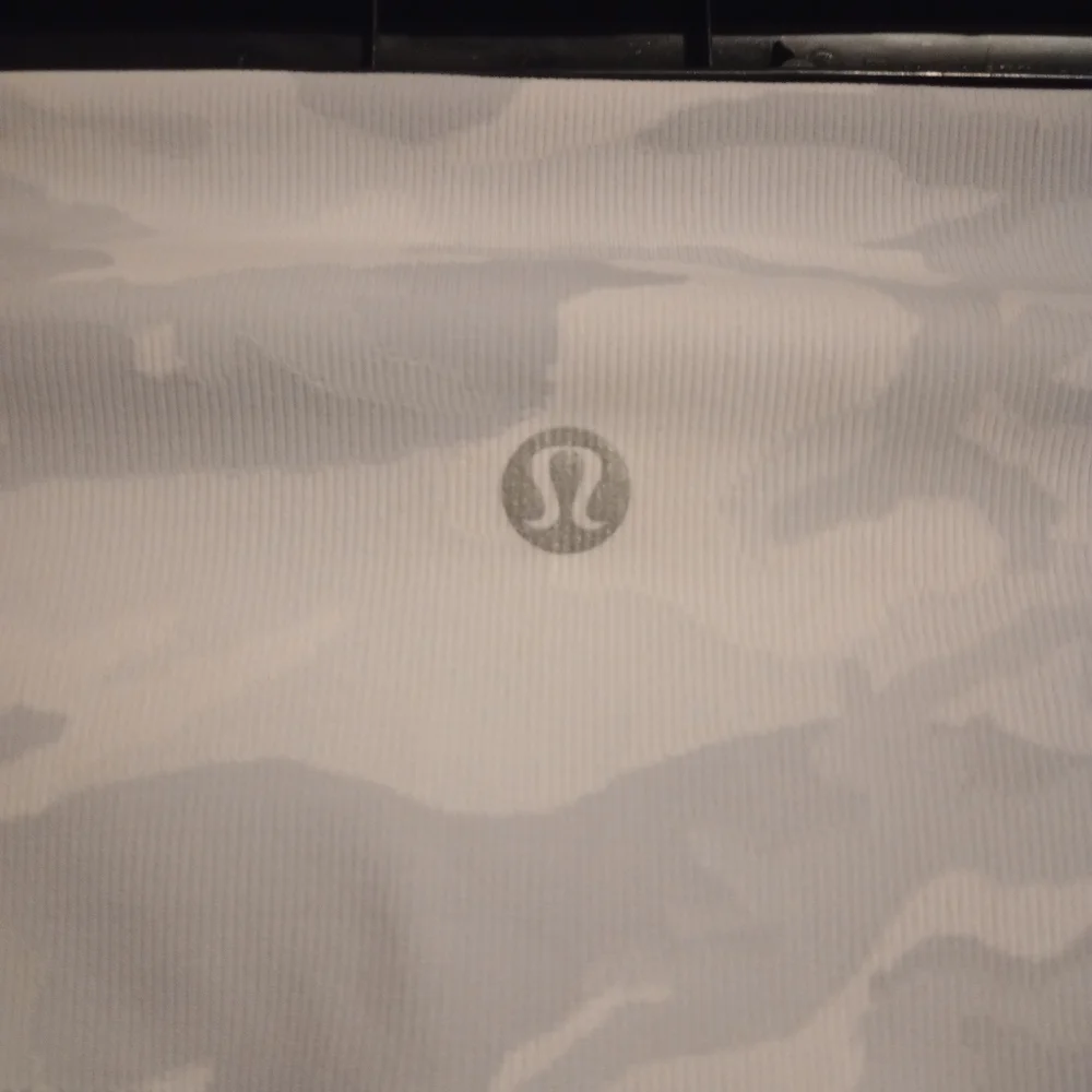 NWT Lululemon Wunder Under High Rise Shorts Womens Size 6 - Picture 6 of 7